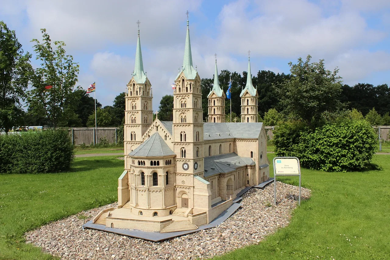 to reprimand, went, models, miniatures, model figures, miniature, architecture. 5 things to weigh up on miniature building mistakes